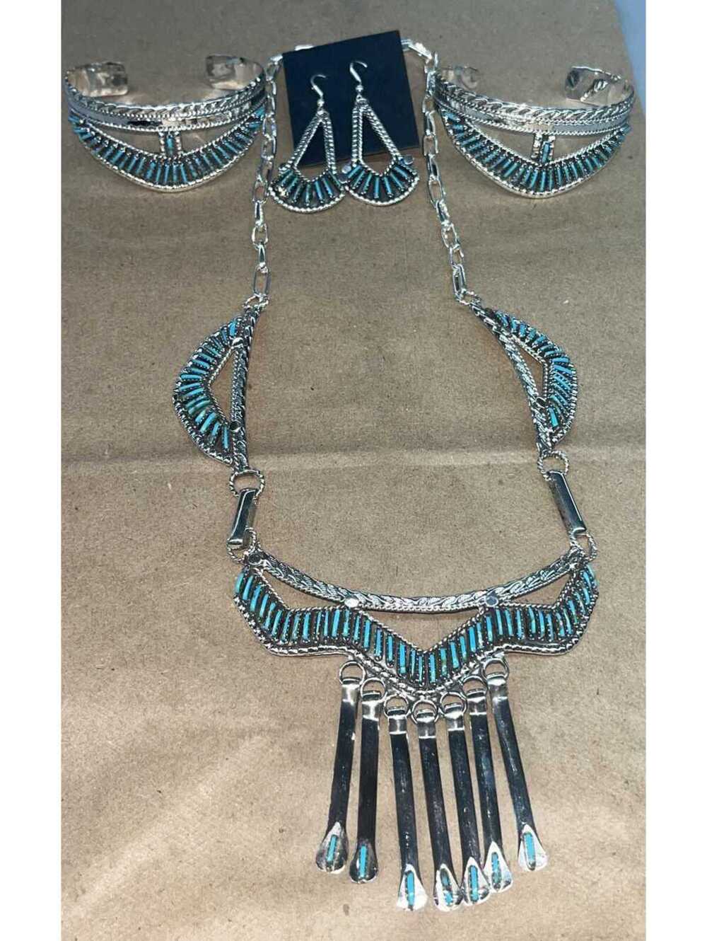 Navajo turquoise necklace,2 bracelets, earrings sterling silver necklace set